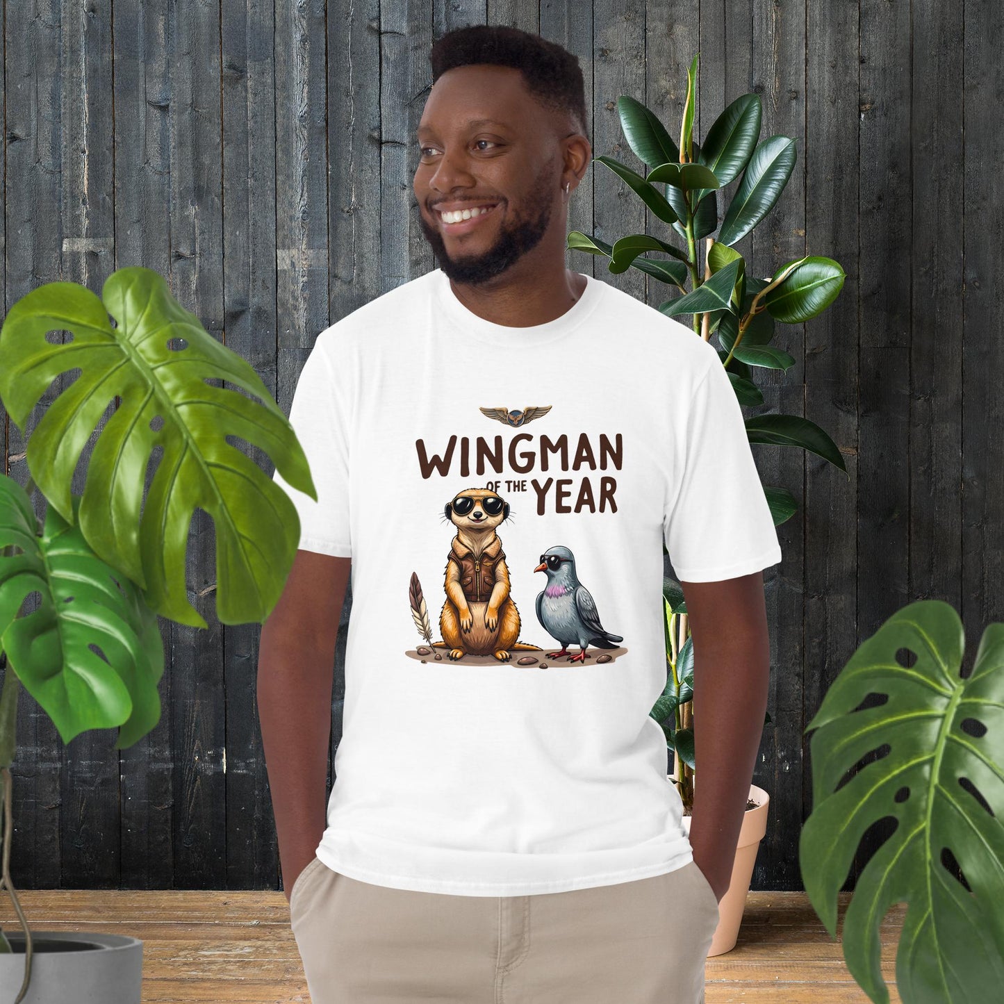 Flügelmann des Jahres | Lustiges Erdmännchen und Vogel T-Shirt