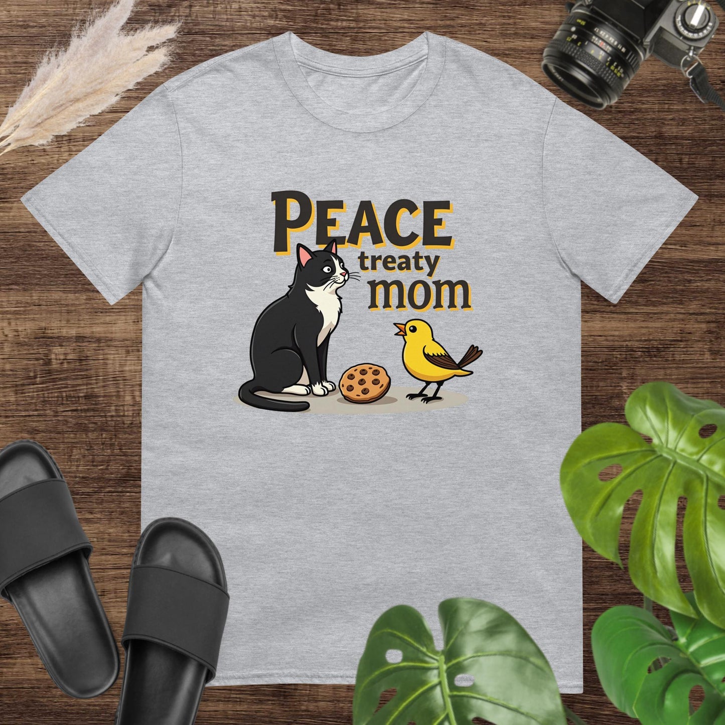 Funny peace treaty mom grey t-shirt design with black cat, yellow bird and cookie