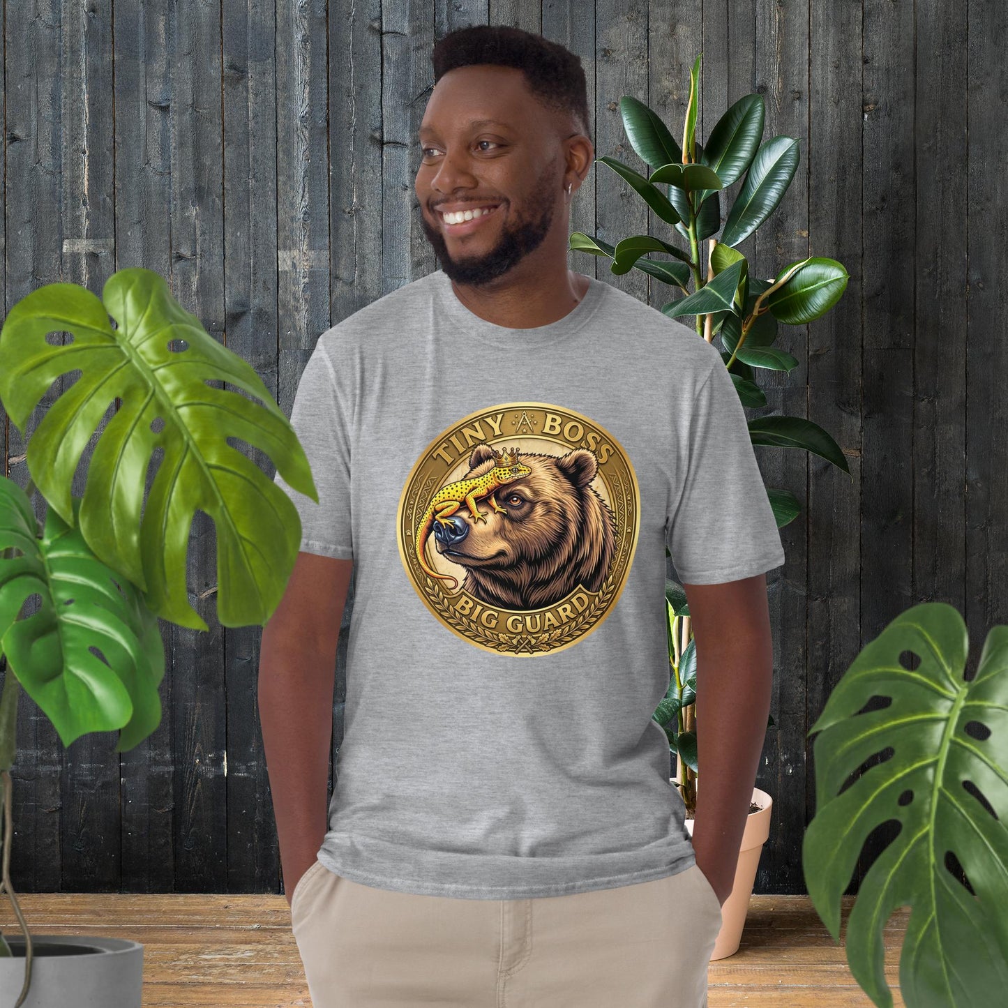 Winziger Boss, großer Beschützer | Bär- und Gecko-T-Shirt