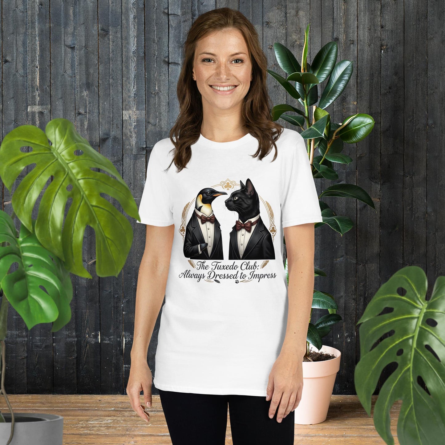 O Clube do Smoking | T-Shirt de Gato e Pinguim